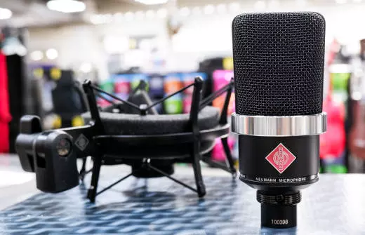 Neumann - TLM 102 Studio Set Large Condenser Microphone - Black